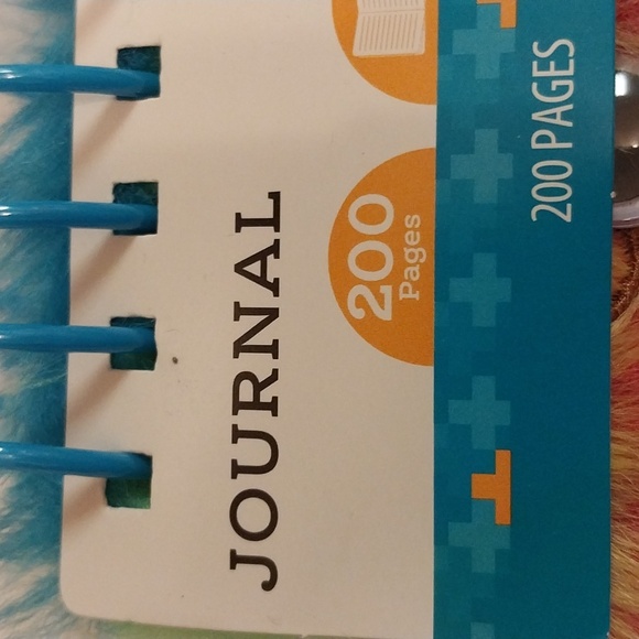 FUZZY RAINBOW BEAR JOURNAL size 6.5"x6.5" - Picture 4 of 8